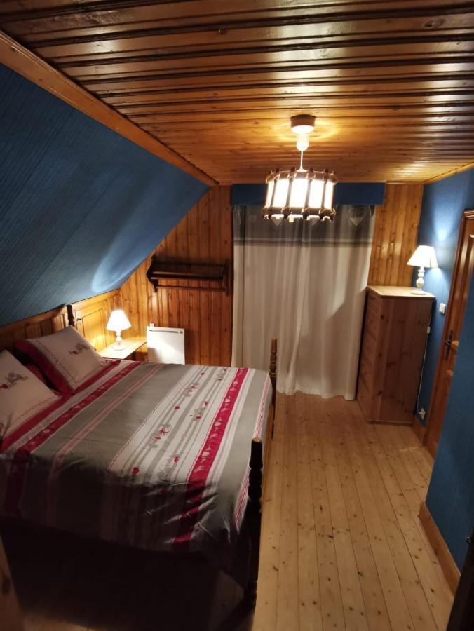 Authentique Chalet Vue Sur Le Lac Et Les Pistes Бес-э-Сент-Анастез Экстерьер фото