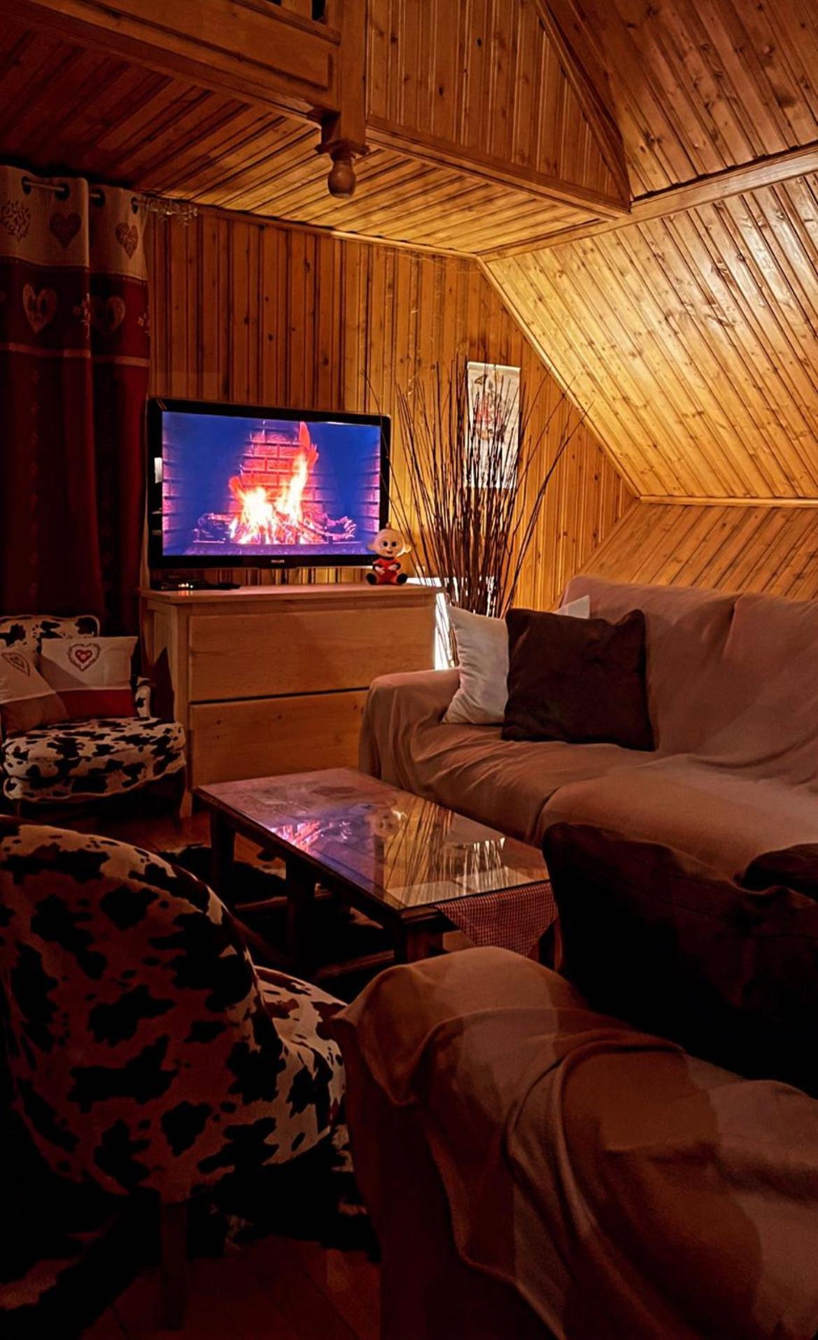Authentique Chalet Vue Sur Le Lac Et Les Pistes Бес-э-Сент-Анастез Экстерьер фото